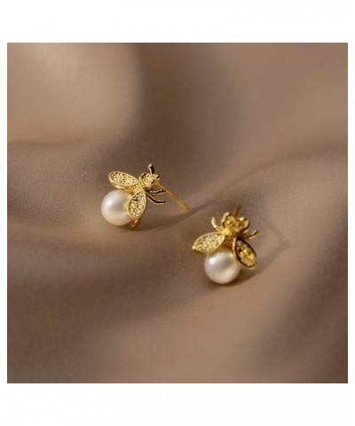 Cute Honeybee Tiny Stud Earrings Sterling Silver 925 Dainty Cubic Zirconia Crystal Small Insect Bumble Bee Pearl Earring Stud...