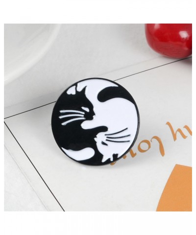 Yin Yang White Black Cat Round Badge Pin Cute Black White Cat Enamel Pin Hug Kitten Enamel Couple Brooch Lovely Animal Enamel...