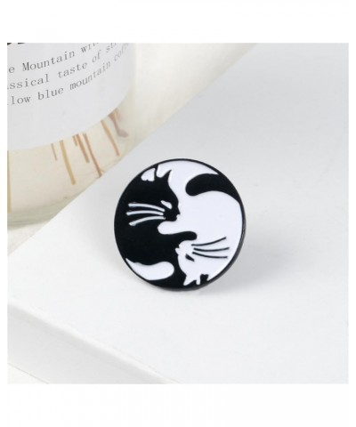 Yin Yang White Black Cat Round Badge Pin Cute Black White Cat Enamel Pin Hug Kitten Enamel Couple Brooch Lovely Animal Enamel...